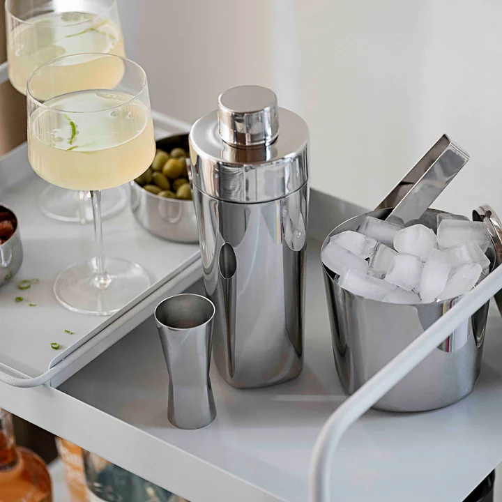 Rocks cocktail shaker, 700 ml., stainless steel from Zone Denmark