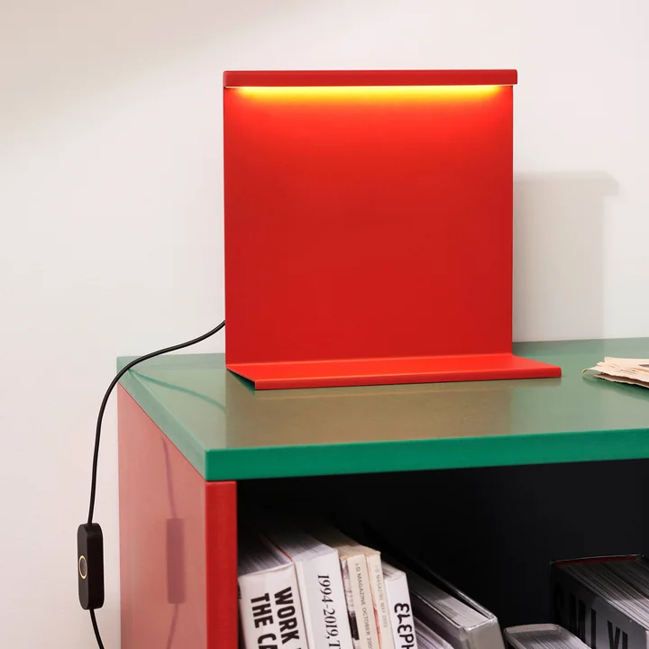 LBM Table lamp, tomato red by HAY