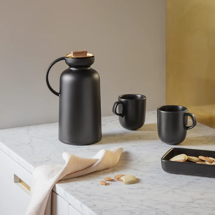 Silhouette Vacuum jug from Eva Solo