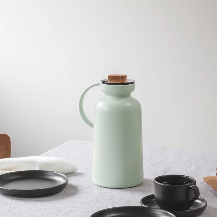 Silhouette Vacuum jug from Eva Solo
