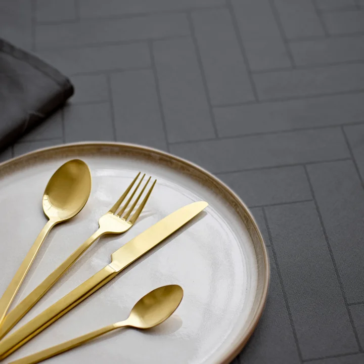 Tiles Damask Table cloth from Södahl