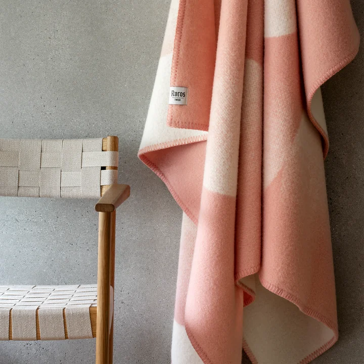 MOON Blanket, crescent,135 x 200 cm, rosy sky from Røros Tweed