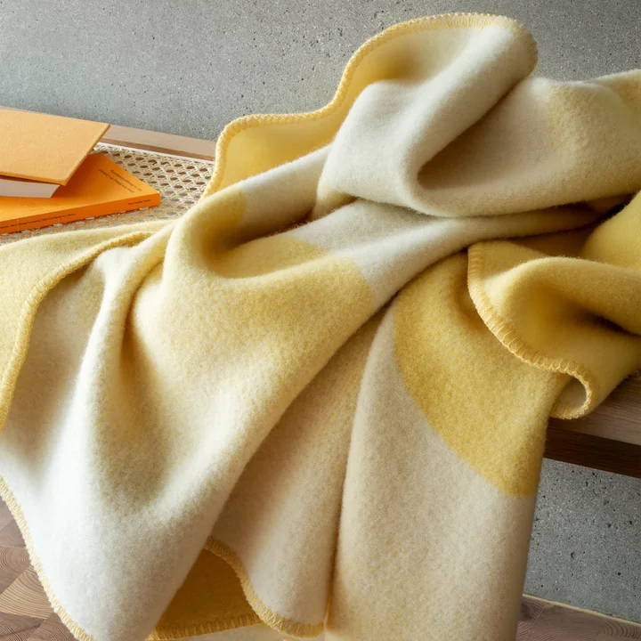 MOON Blanket, crescent,135 x 200 cm, yellow ray from Røros Tweed