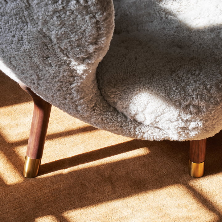 Little Petra VB1 Lounge Chair Limited Edition, Walnut with Brass / Sheepskin Moonlight by & Tradition