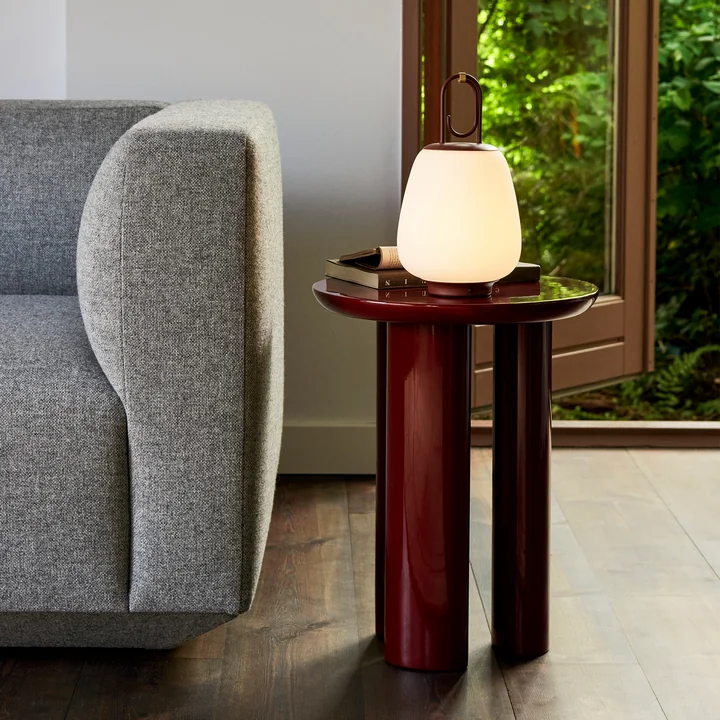 Tung side table, burgundy red from & Tradition