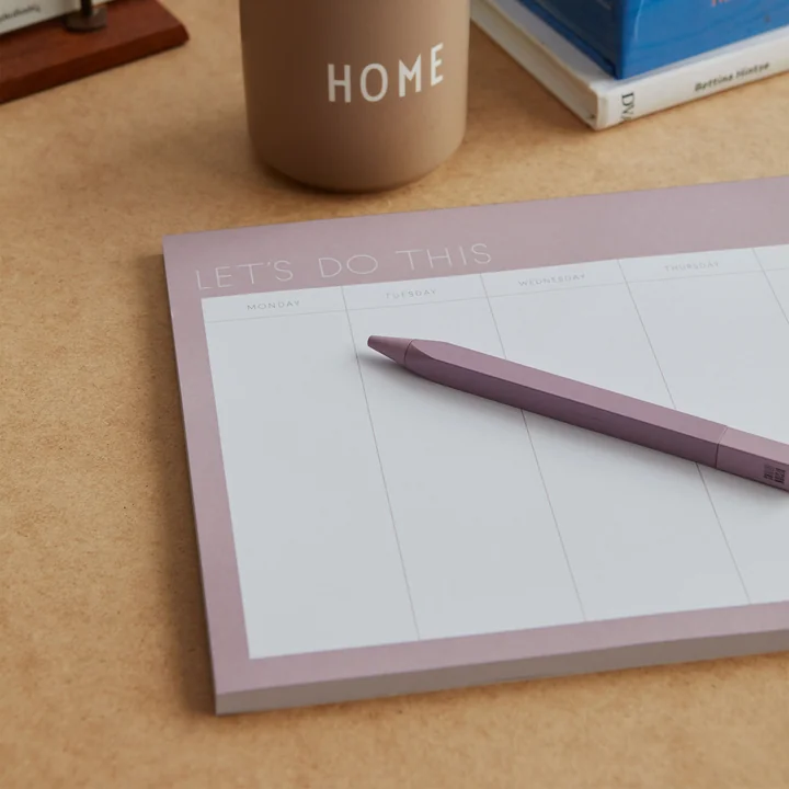 Weekly Planner A4, lavender (Language: English) by Design Letters