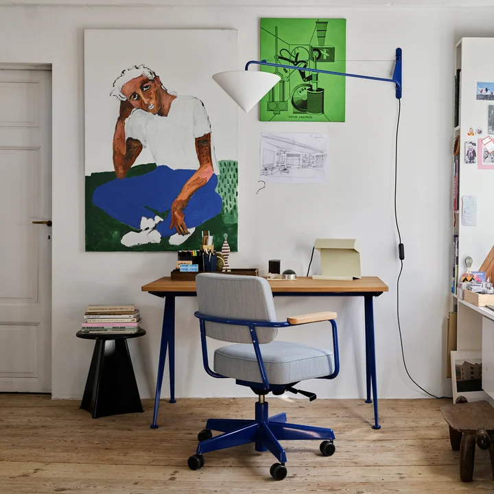 Compas Direction table from Vitra in the finish natural oak / Prouvé Bleu Marcoule