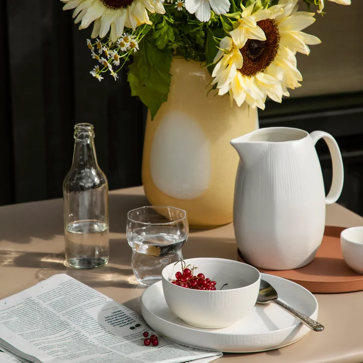 Donna Decorative plate from Broste Copenhagen