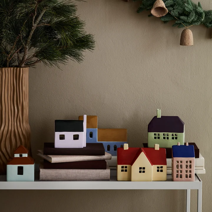 Bo deco house and Christmas Pulp bell garland from Broste Copenhagen