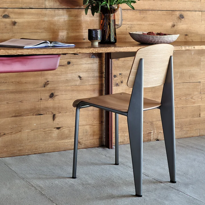 Prouvé Standard Chair from Vitra