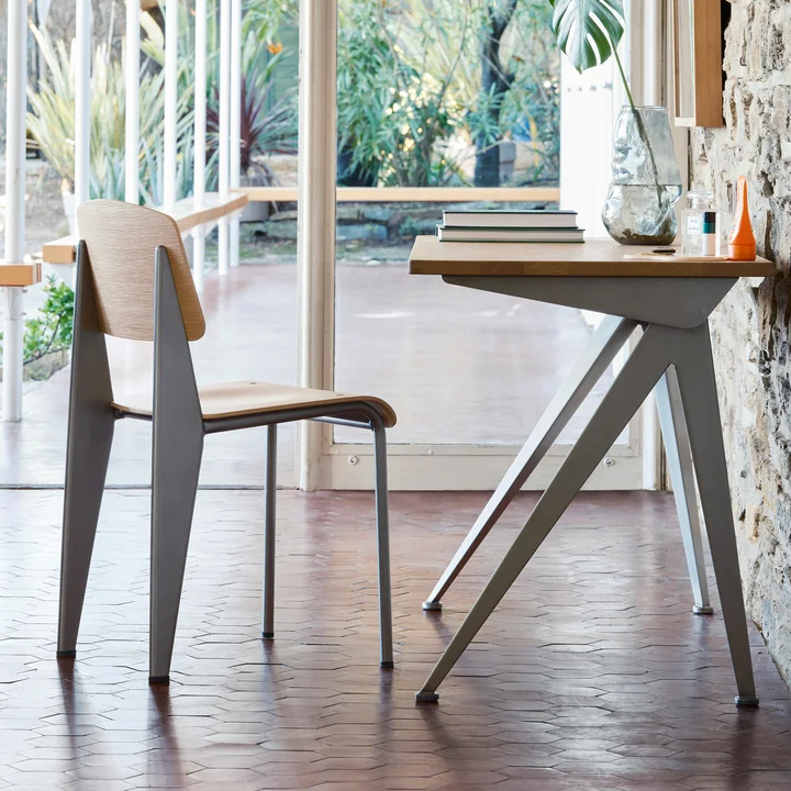 Prouvé Standard Chair from Vitra