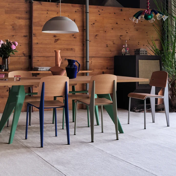 Prouvé Standard Chair from Vitra