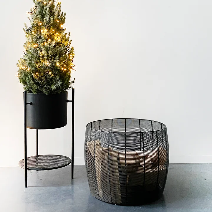 Ent plant stand from XLBoom in color black