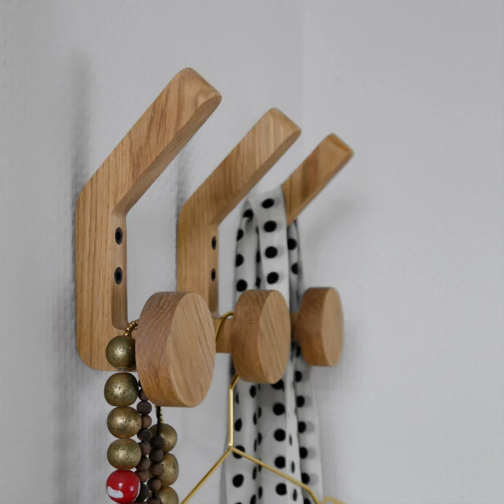 Wall hook Hank, natural oak from vonbox