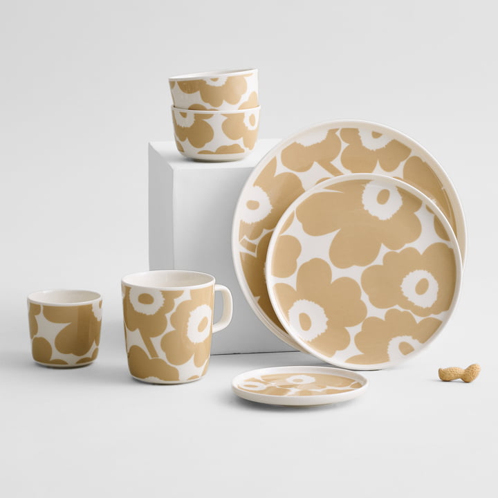 Oiva Unikko Tableware from Marimekko