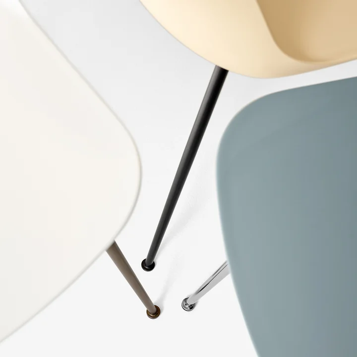 Rely Chair HW6 from & Tradition