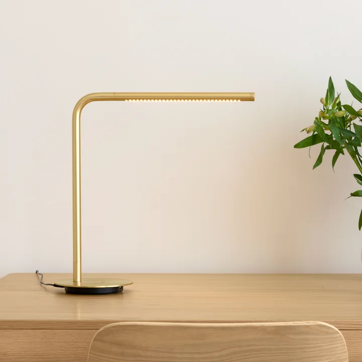 Omni LED table lamp, brass from Umage