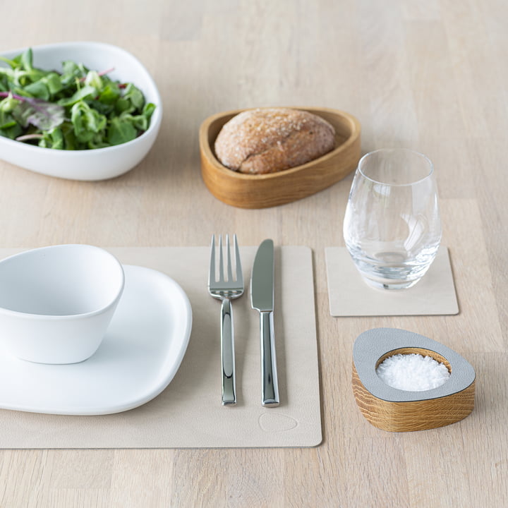Placemat Square M from Lind DNA