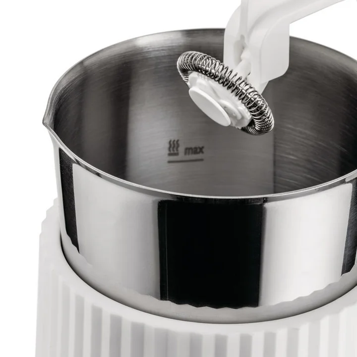 Plissé Milk frother from Alessi
