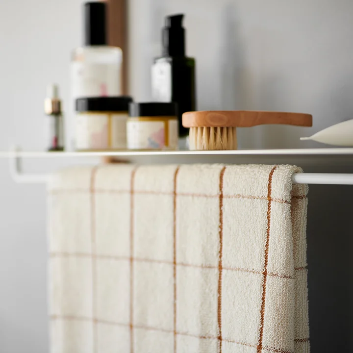 Nivo Shelf rail from Gejst