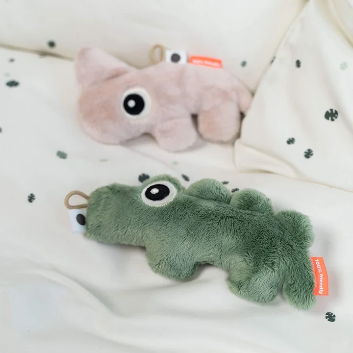 The rattle from Done by Deer