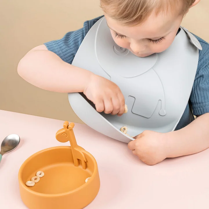 Peekaboo Tableware set from Done by Deer