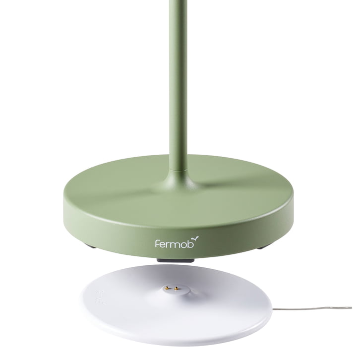 Mooon! Battery LED table lamp from Fermob