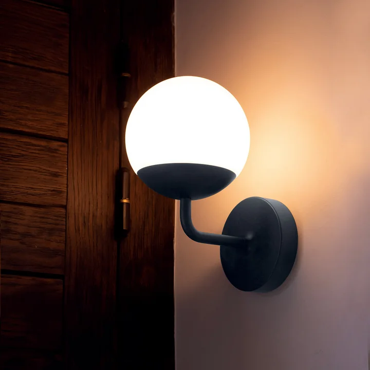 Mooon! Wall lamp from Fermob