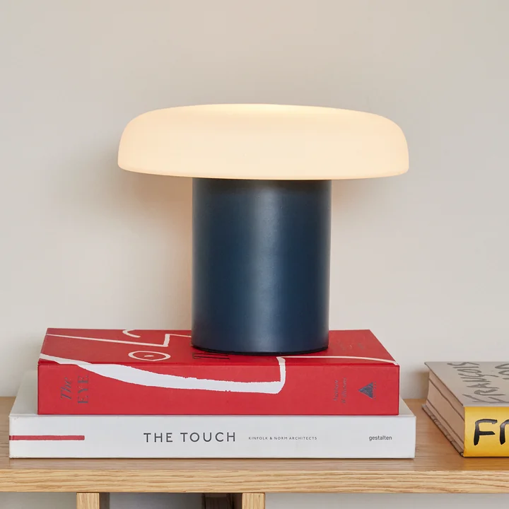 Ateliers Table lamp, dark blue from Hübsch Interior