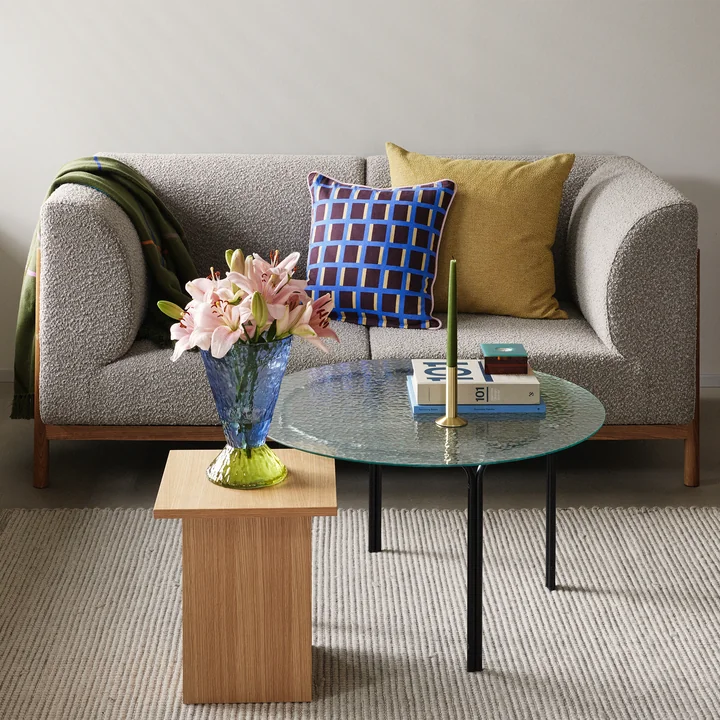 Moment sofa 2-seater, natural oak / gray and Abyss vase from Hübsch Interior
