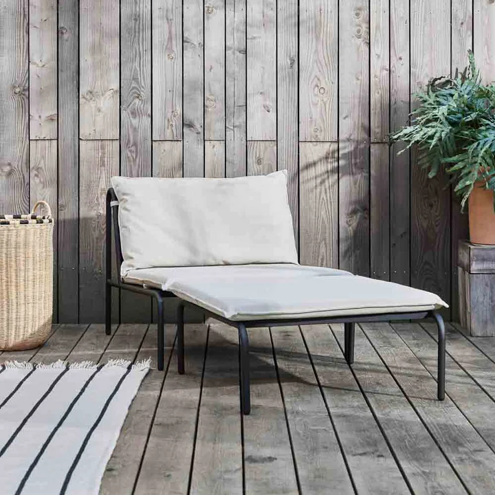 Furi Outdoor lounge chair from OYOY