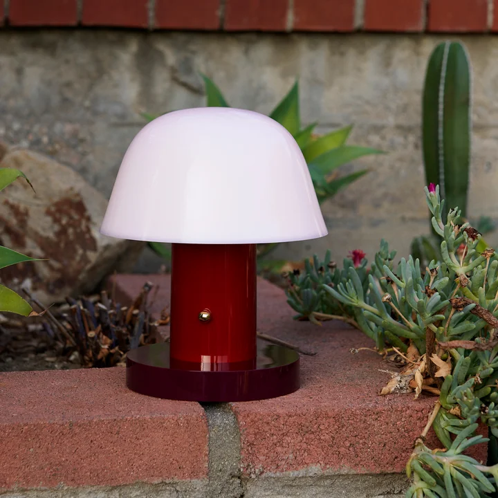 & Tradition - Setago JH27 Battery table lamp (LED), maroon / grape