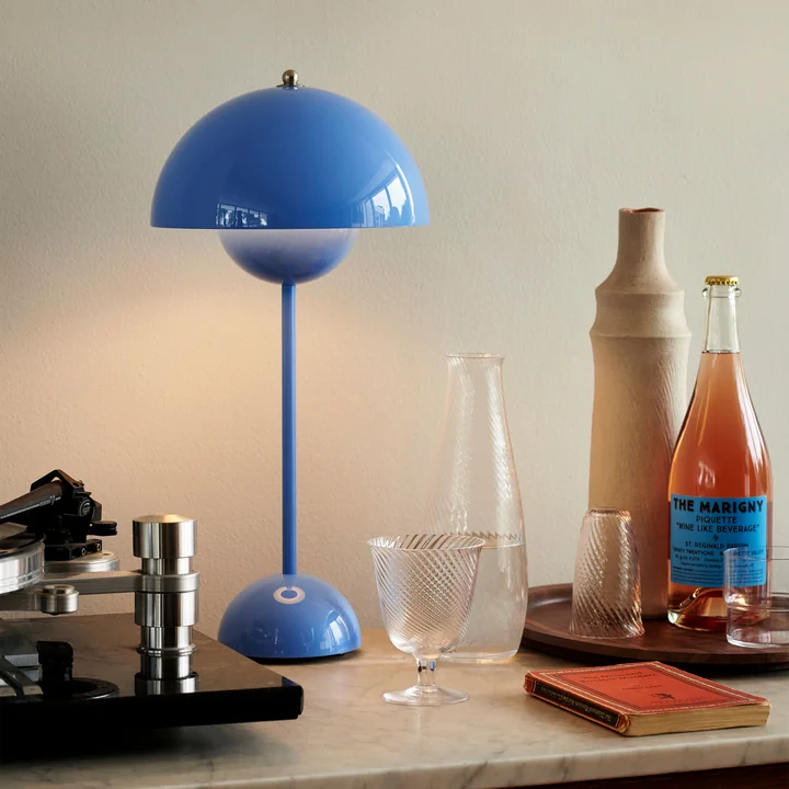 & Tradition - FlowerPot table lamp VP3, swim blue