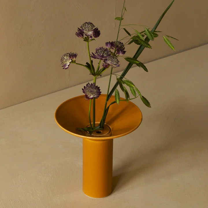 Hana Vase, ocher, h 1 4. 5 cm from Audo