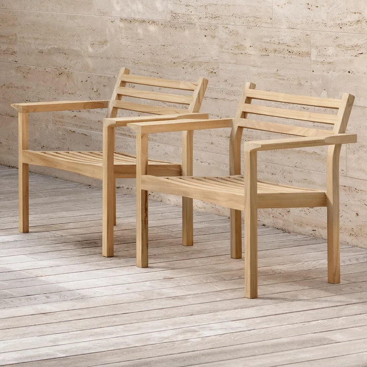 AH601 Outdoor lounge chair, teak untreated from Carl Hansen