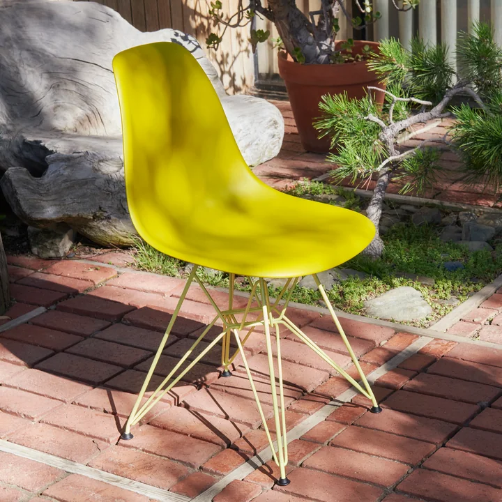 ぽっち Eames Plastic Chair[DSR CH ZF E8] Vitra DSR Eames Plastic Side Chair in our shop