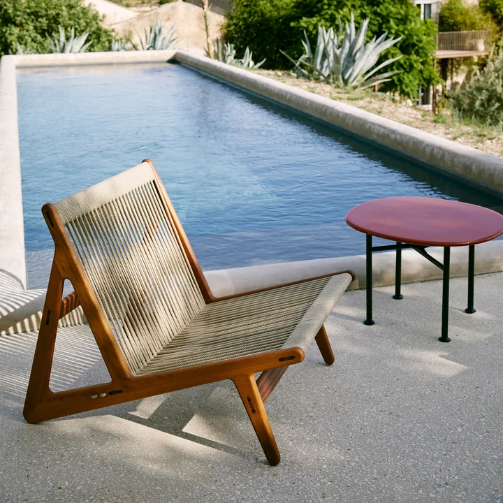 Carmel Outdoor lounge table from Gubi