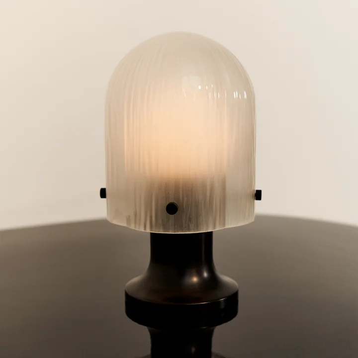Seine Table lamp LED Outdoor from Gubi in the finish brass antique / frosted glass