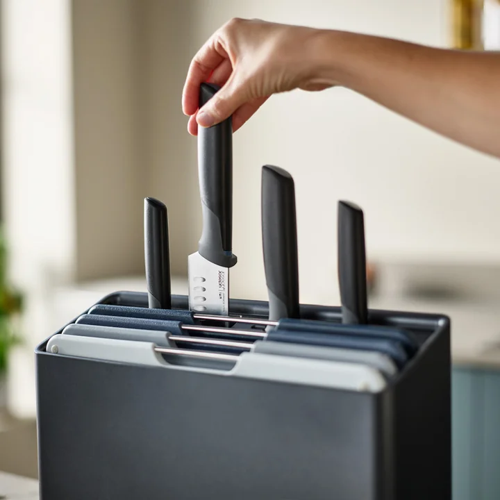 Folio Plus Knife and cutting board set, sky (set of 8) by Joseph Joseph