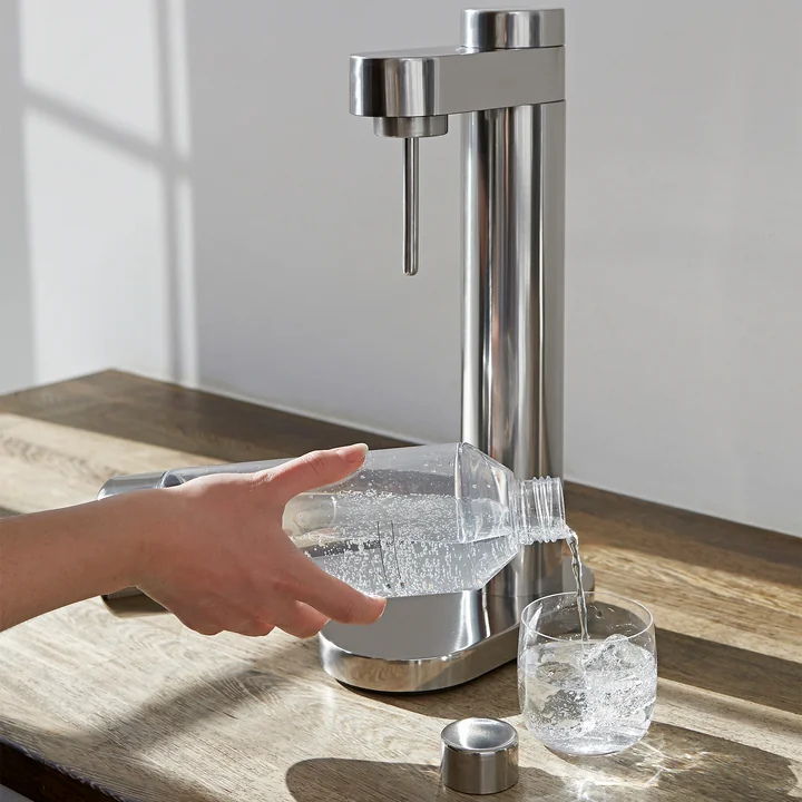 Brus Water bubbler from Stelton in the steel version