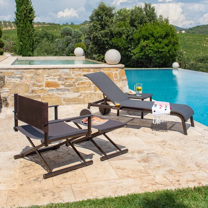 Emu garden director lounge chair and stool