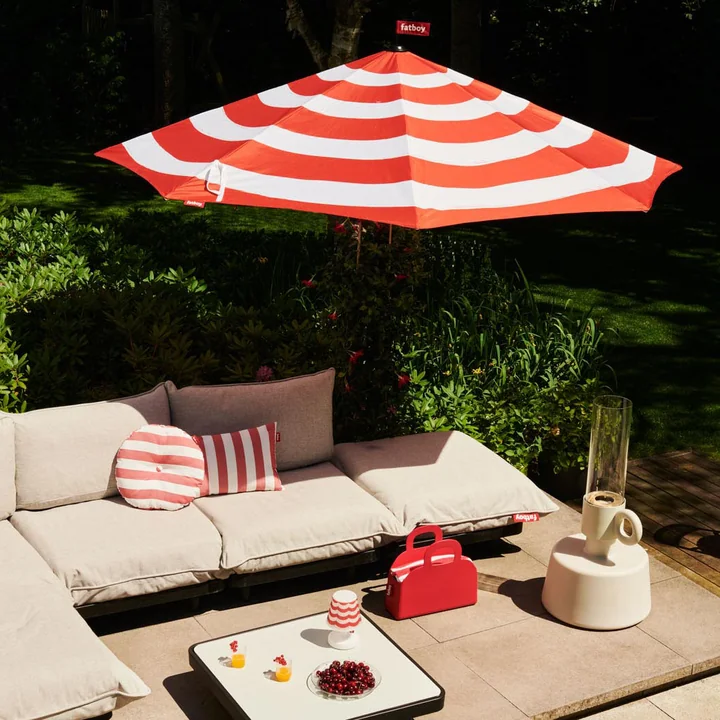 Stripesol Set parasol Ø 350 cm red + stand black from Fatboy