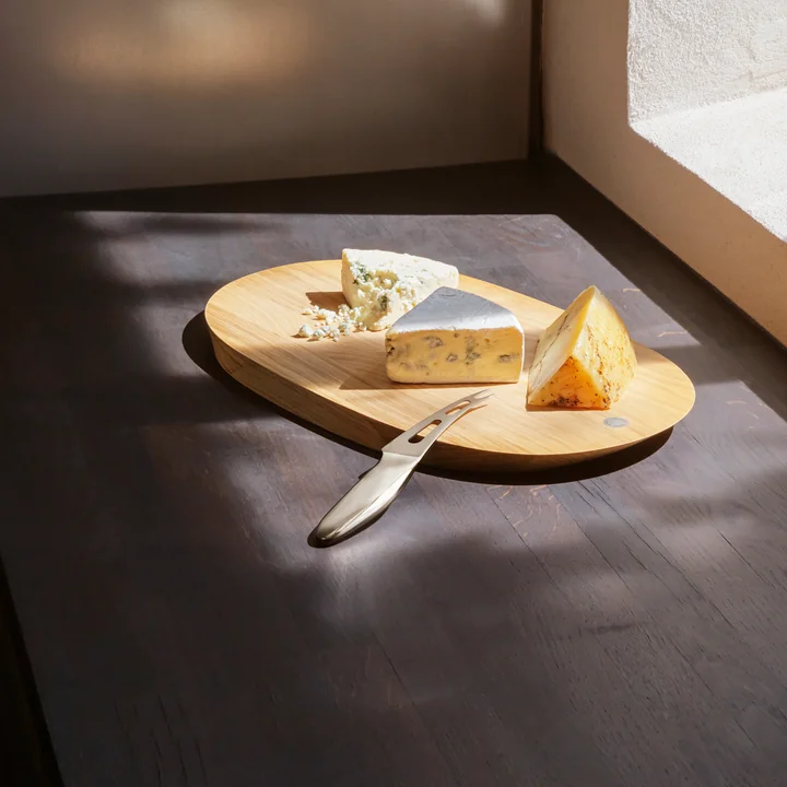 Alfredo Cutting and serving board from Georg Jensen