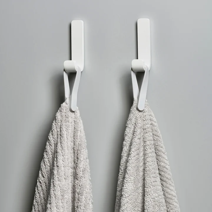 Loop Magnetic towel rail from Zone Denmark