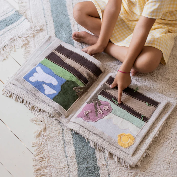 Fabric book Cool kids eat healthy, 30 x 27 cm from Lorena Canals