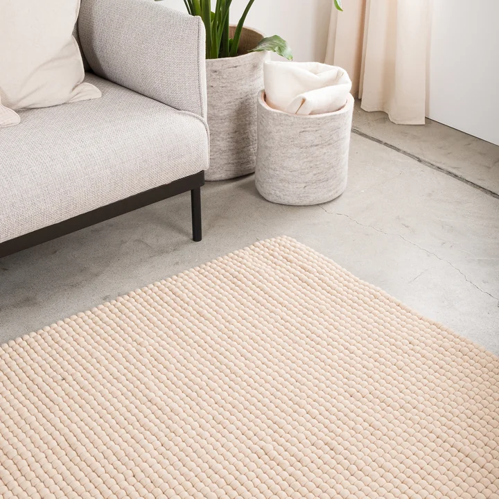 Felt ball rug mono rectangular from myfelt