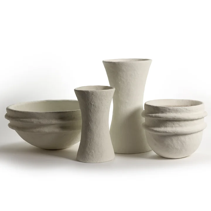 Earth Serax flower pot and bowl in the color white