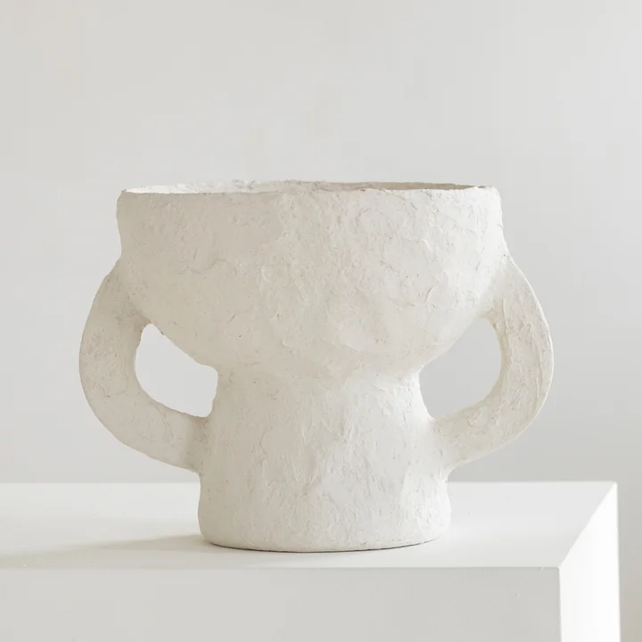 Earth Vase from Serax in the color white