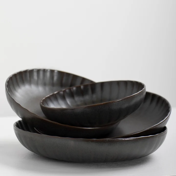 Inku Plate from Serax in color green