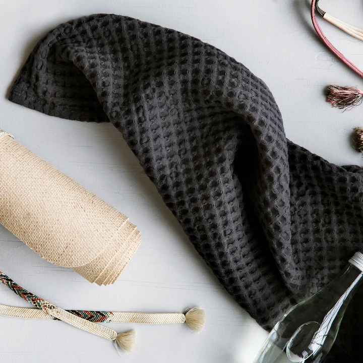 Big Waffle Bath towel & Blanket, 100 x 150 cm, dark gray by The Organic Company